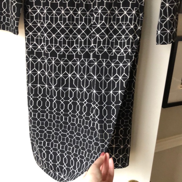 Limited 3/4 Sleeve Dress - Picture 3 of 5